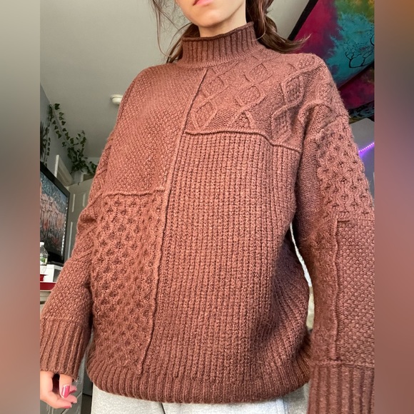 American Eagle sweater - Picture 3 of 3